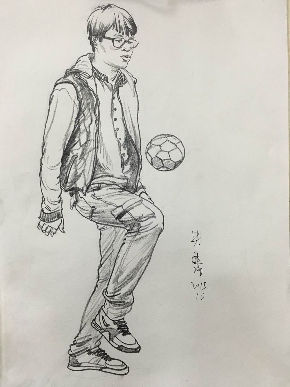 人物速寫踢球男孩范畫賞析