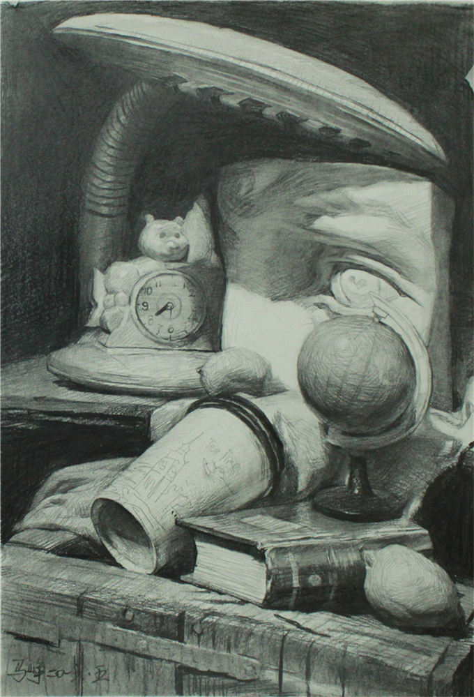 靜物素描臺燈鬧鐘范畫賞析