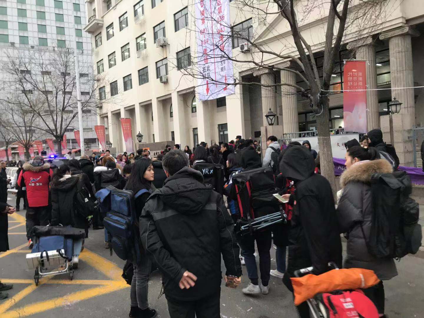 北京成功軌跡畫室帶隊考試照片